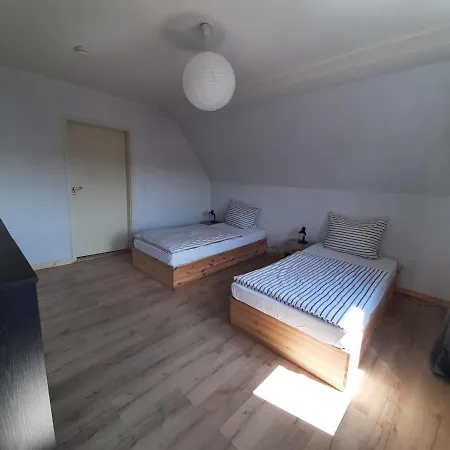Haus Fuer Monteure 3-6 Personen شقة *